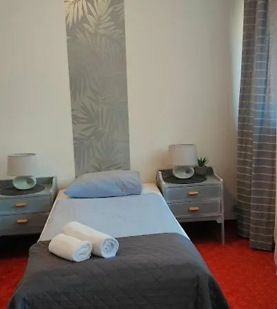 Dw Agat Ośrodek wypoczynkowy *